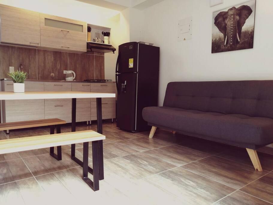 Apartment En Cerca Al Poblado
